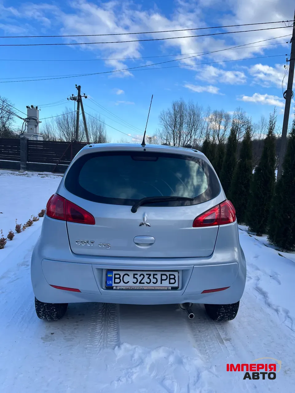 Mitsubishi Colt - фото 6