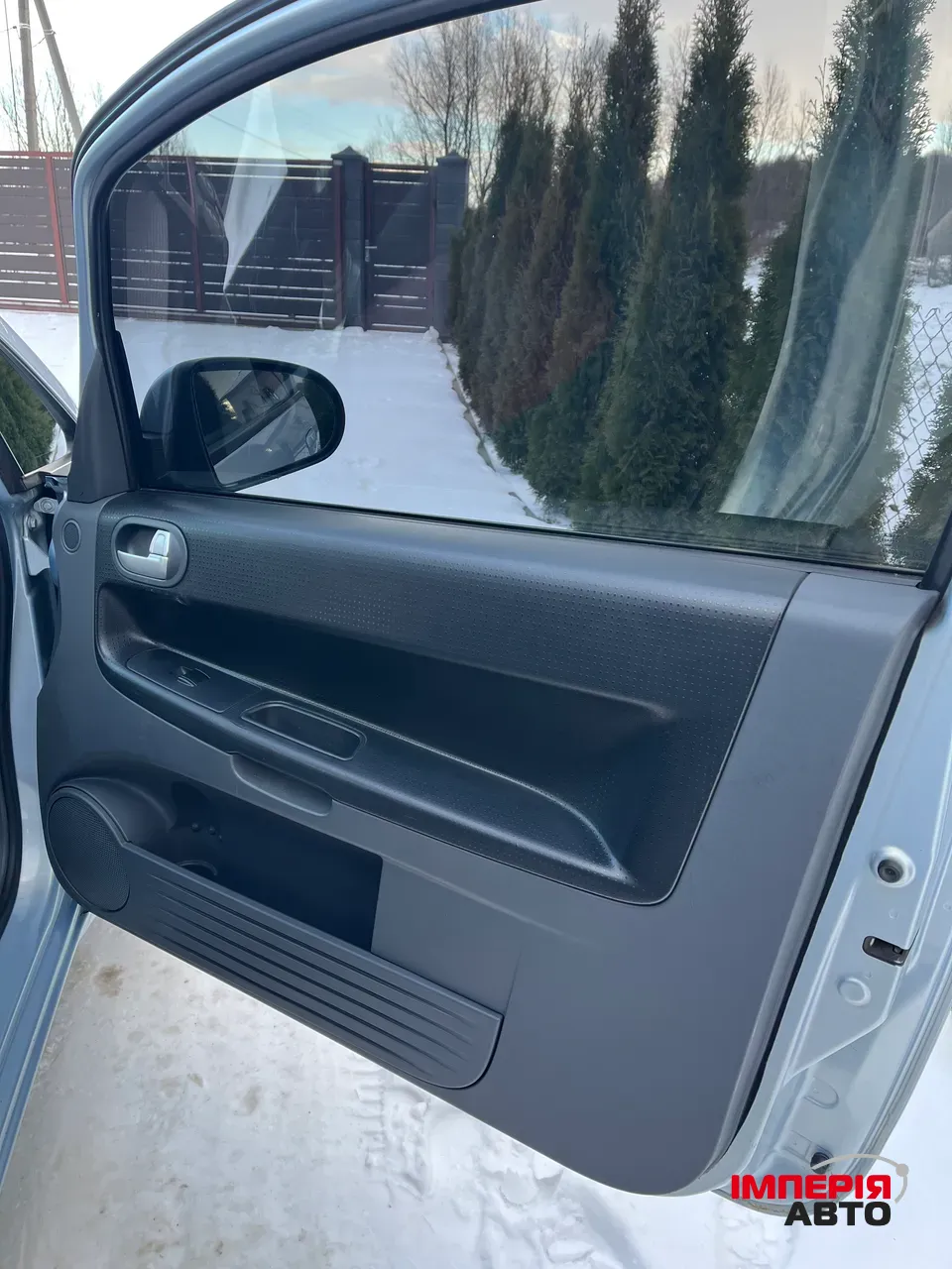 Mitsubishi Colt - фото 11