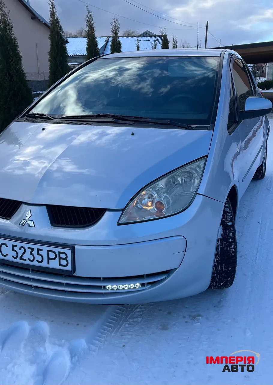 Mitsubishi Colt - фото 3