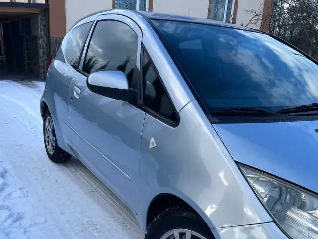 Mitsubishi Colt - фото 4
