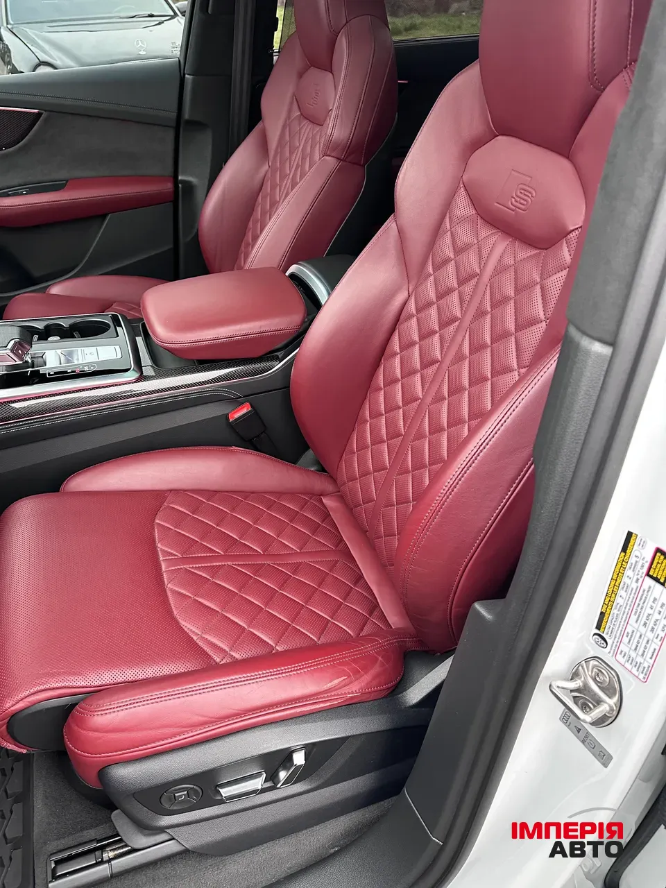 Audi SQ7 - фото 17