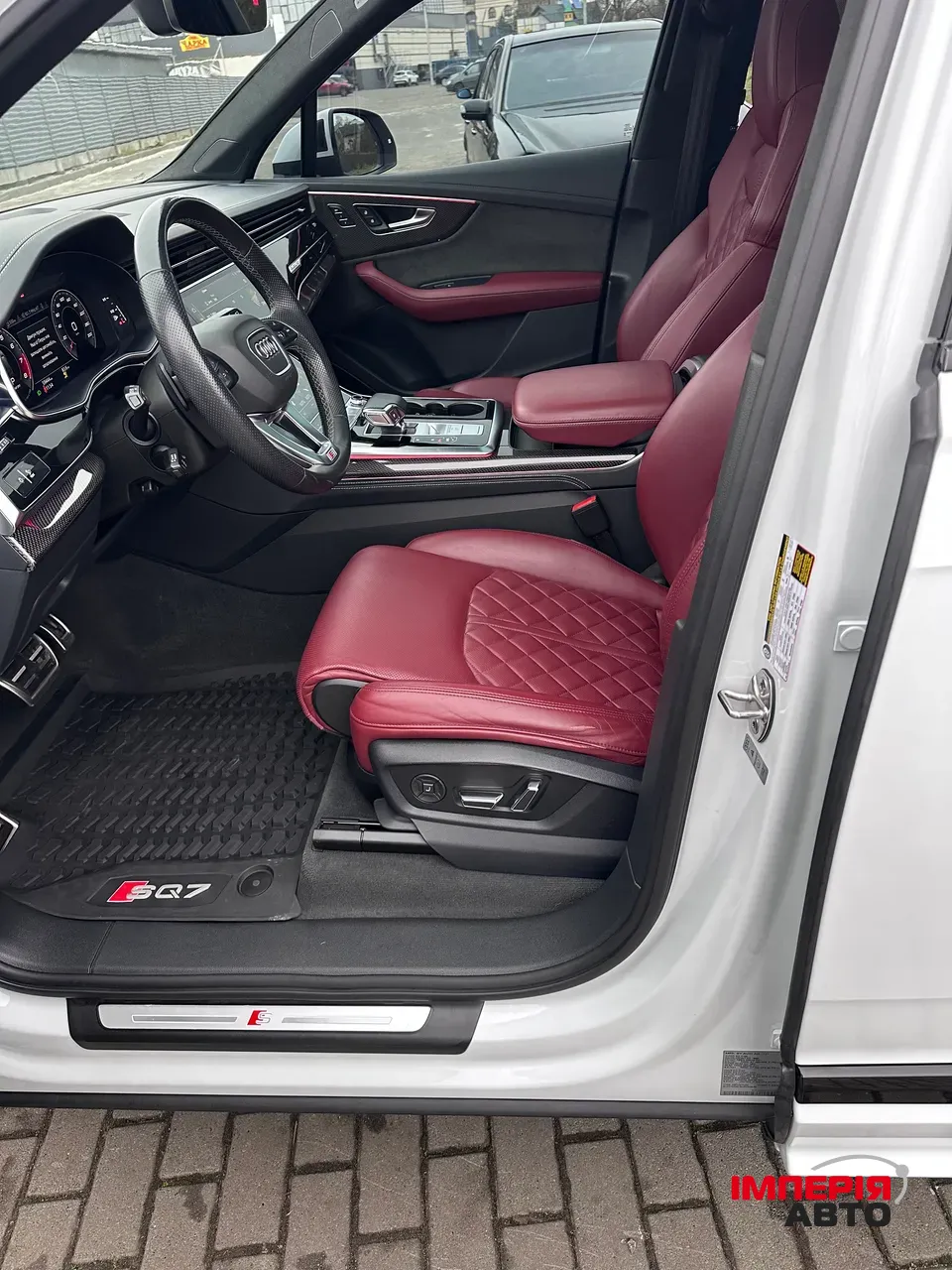 Audi SQ7 - фото 13