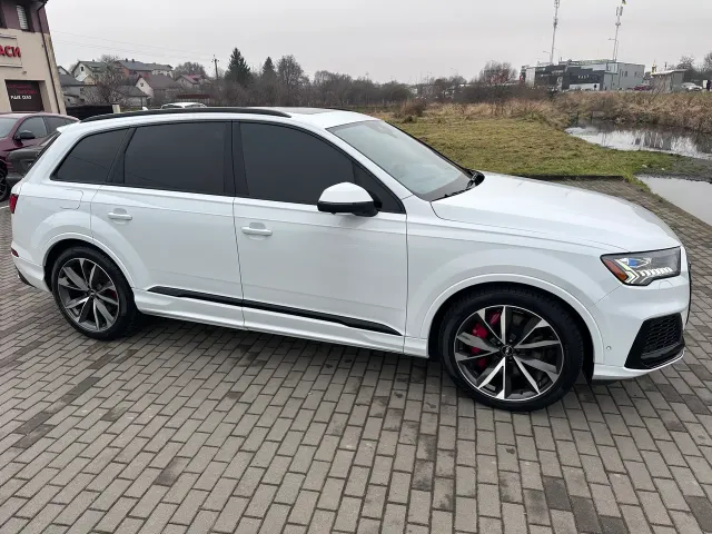 Audi SQ7 - фото 5