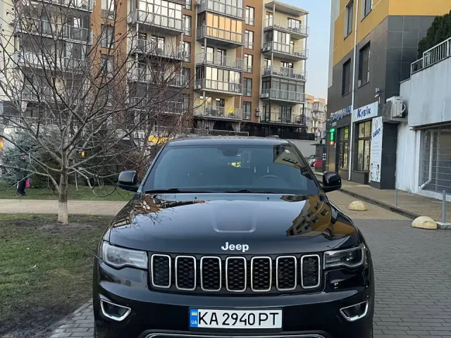 Jeep Grand Cherokee - фото 1