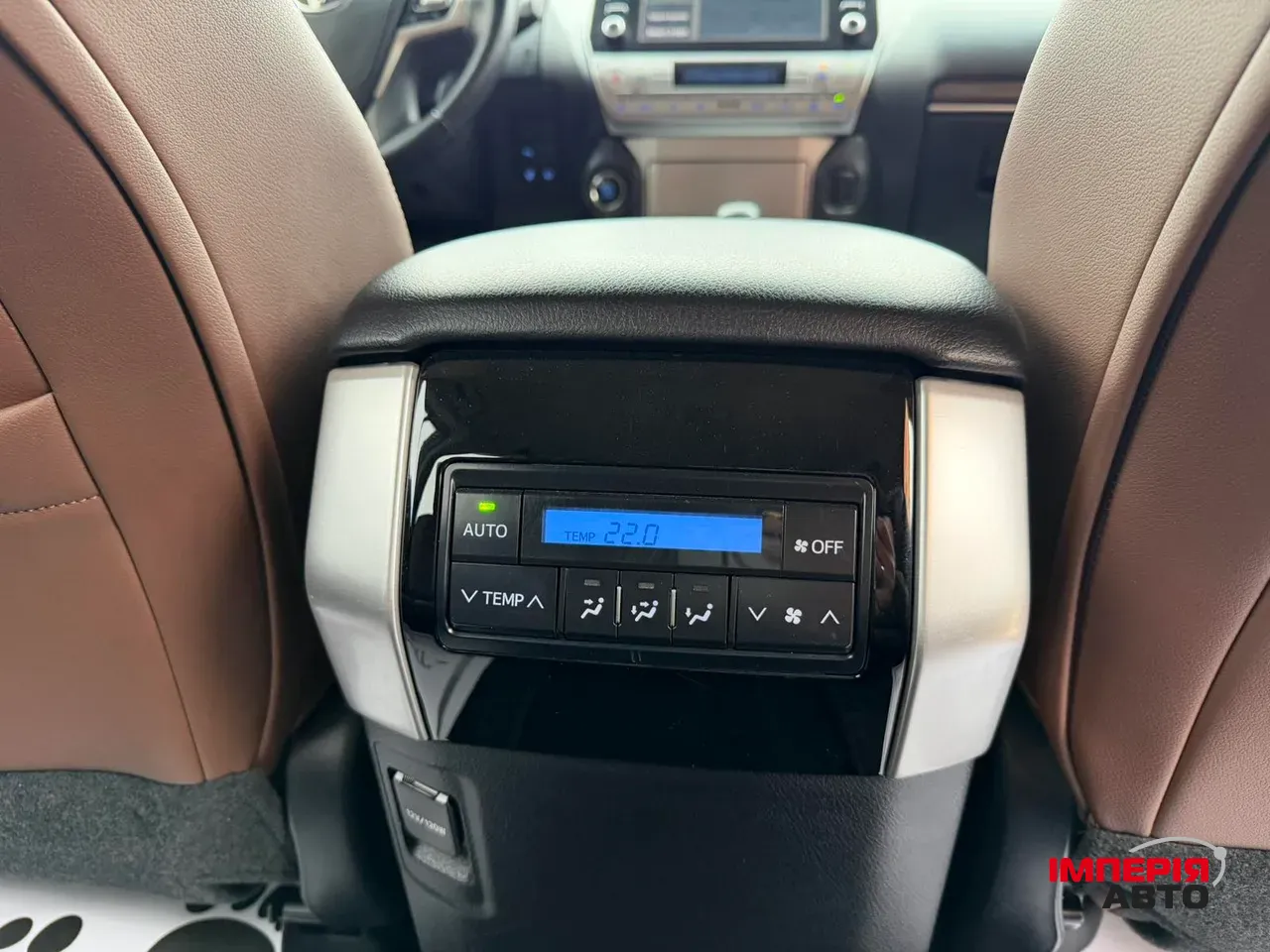 Toyota Land Cruiser Prado - фото 4