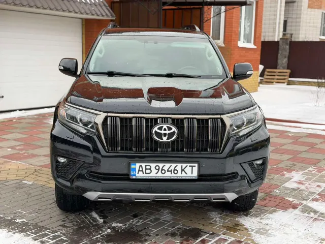 Toyota Land Cruiser Prado - фото 2