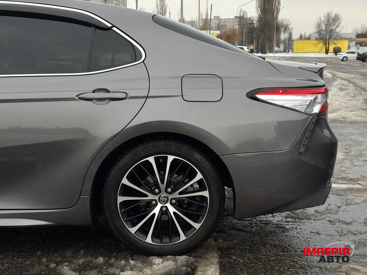 Toyota Camry - фото 7