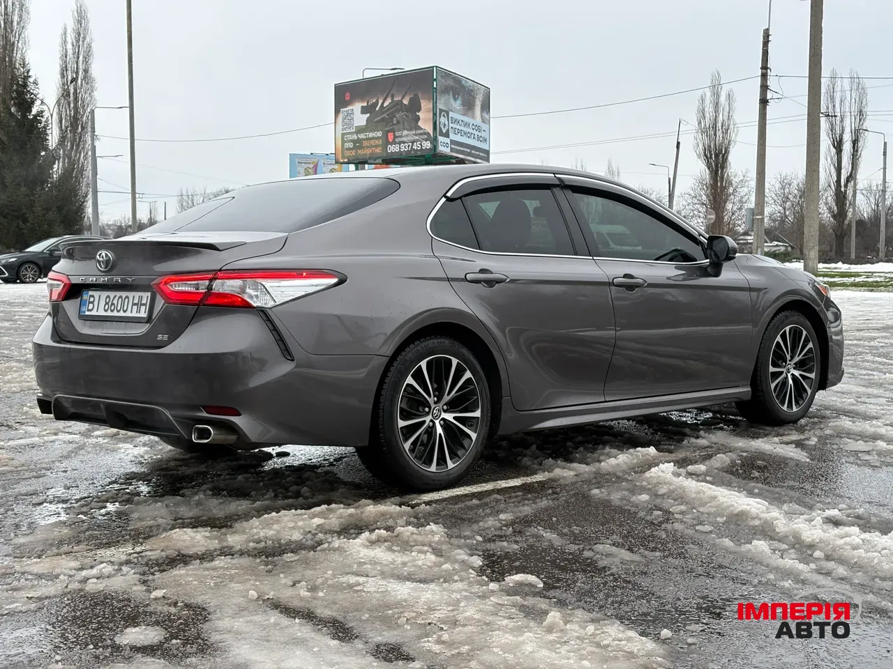 Toyota Camry - фото 5