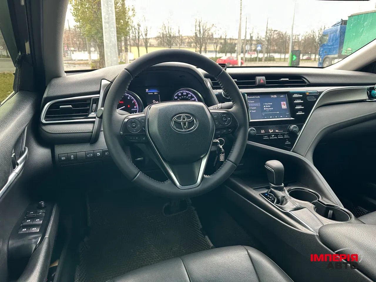 Toyota Camry - фото 11