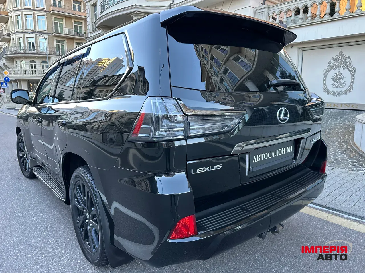 Lexus LX - фото 4