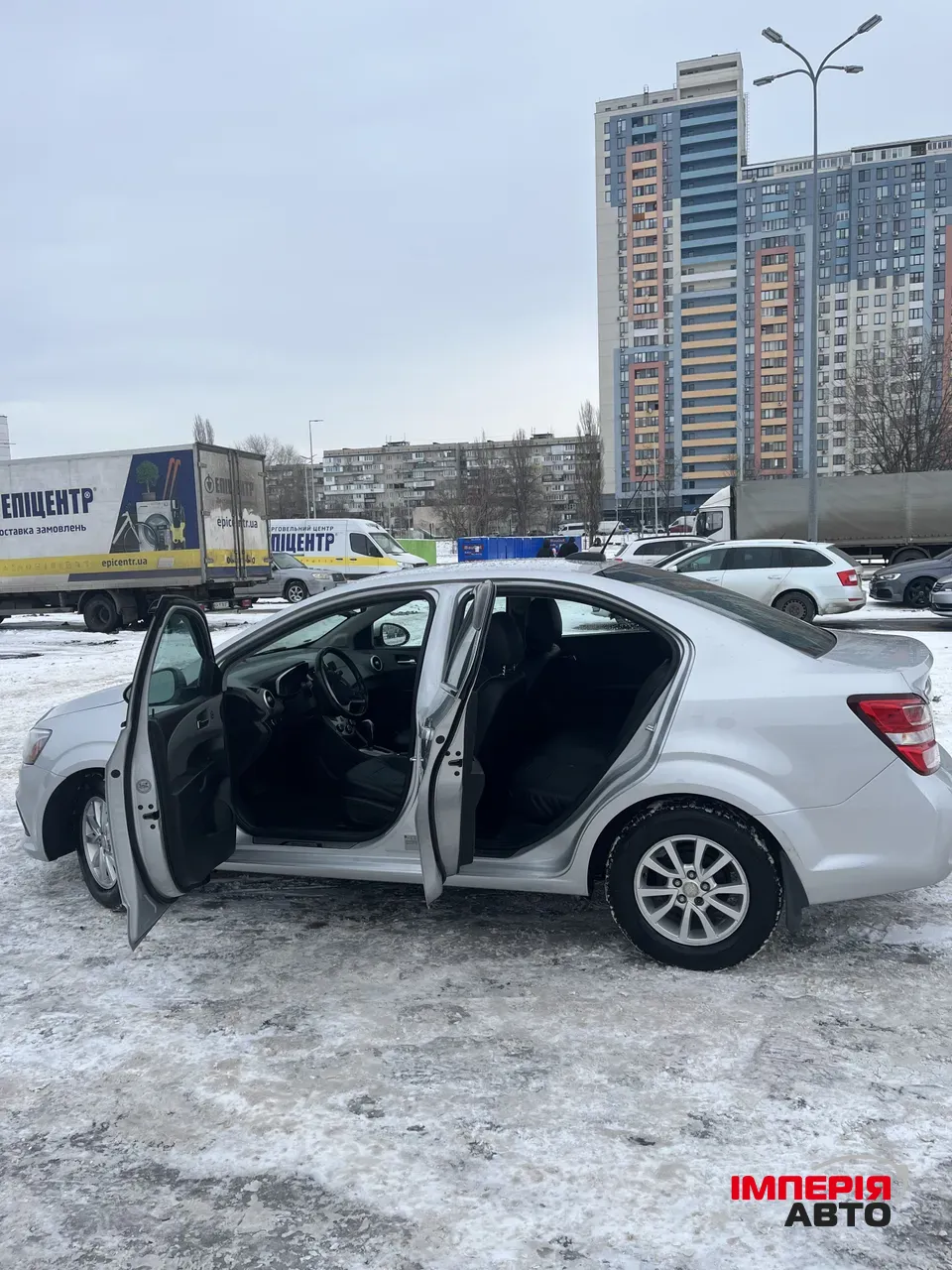 Chevrolet Sonic - фото 9