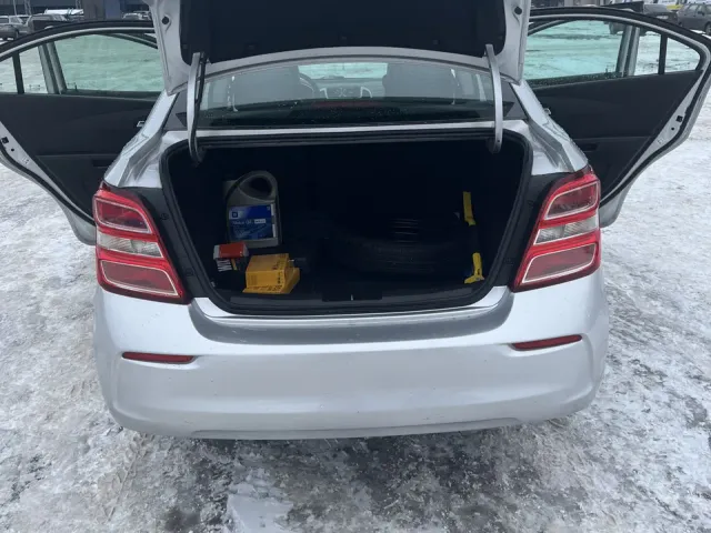 Chevrolet Sonic - фото 5
