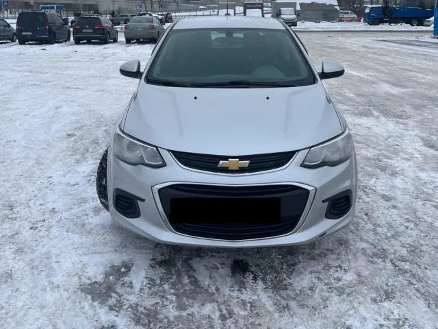 Chevrolet Sonic - фото 1