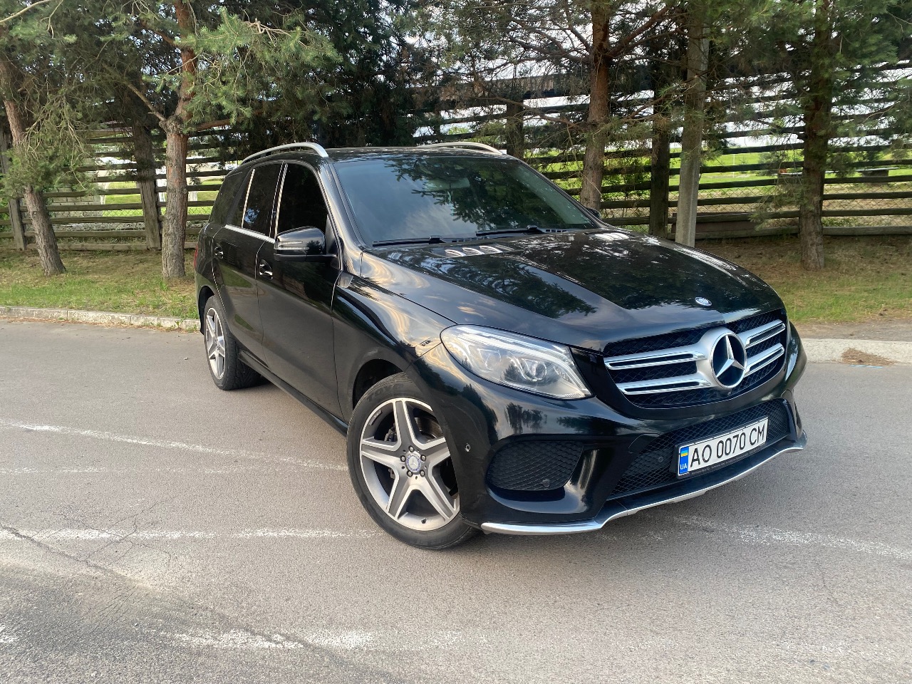 Mercedes-Benz GLE - фото 3