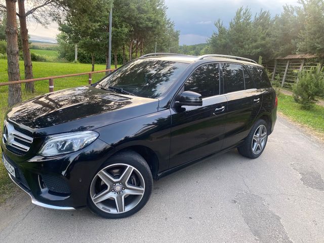 Mercedes-Benz GLE - фото 5