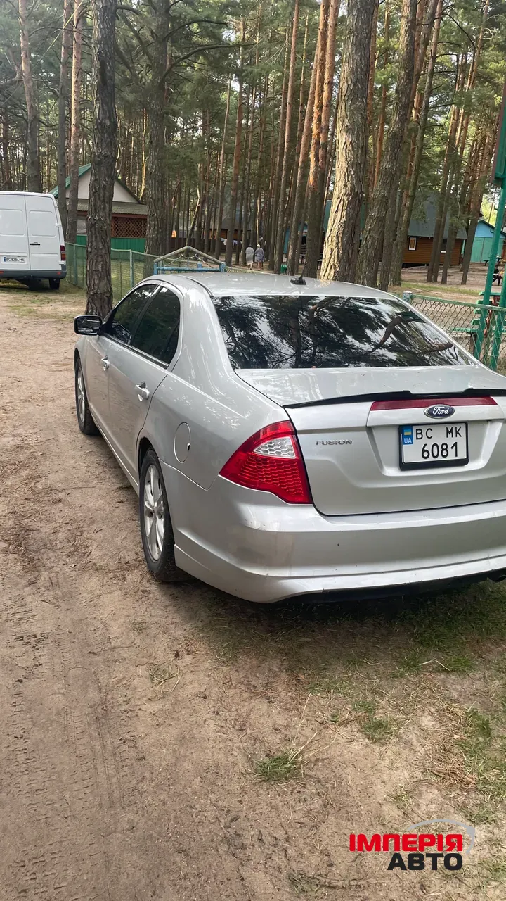 Ford Fusion - фото 5
