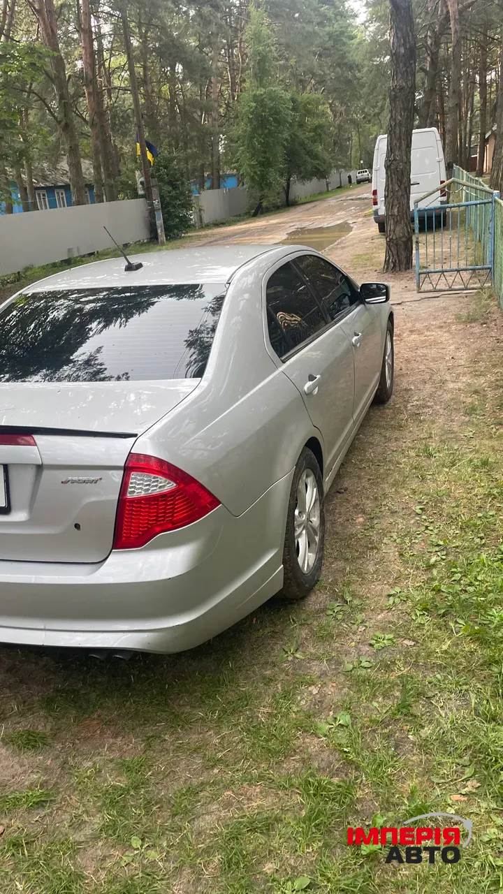 Ford Fusion - фото 4