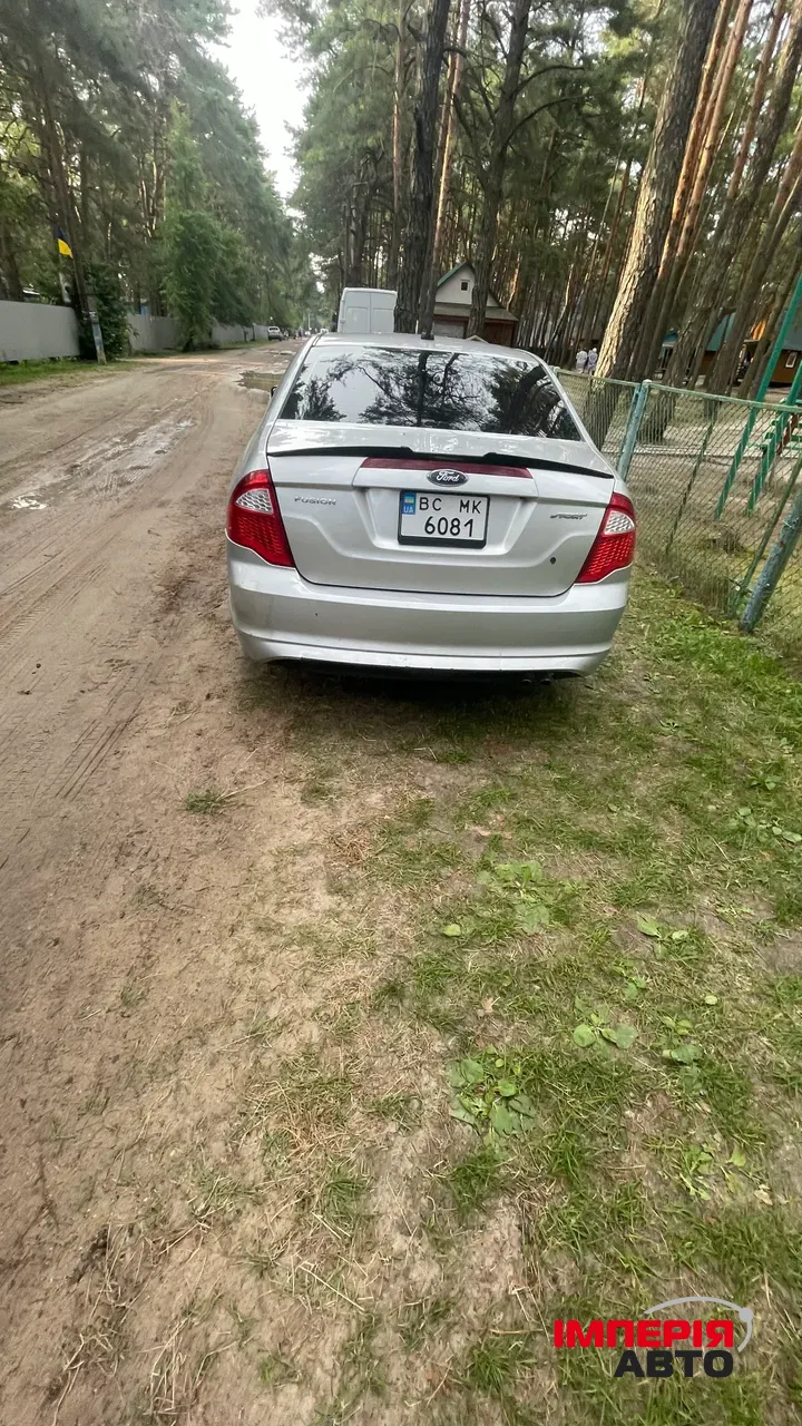 Ford Fusion - фото 6
