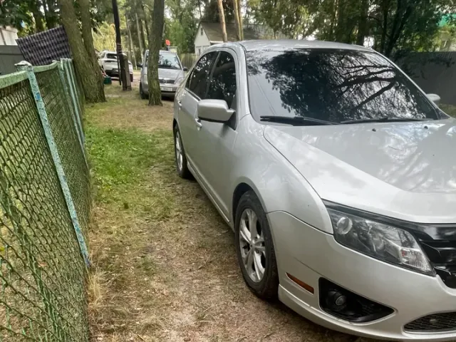Ford Fusion - фото 2