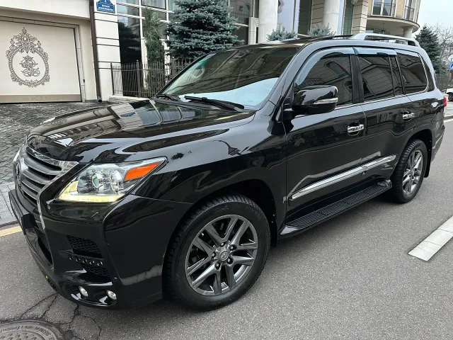Lexus LX - фото 4
