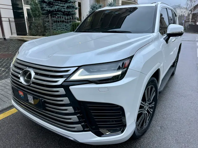 Lexus LX - фото 2