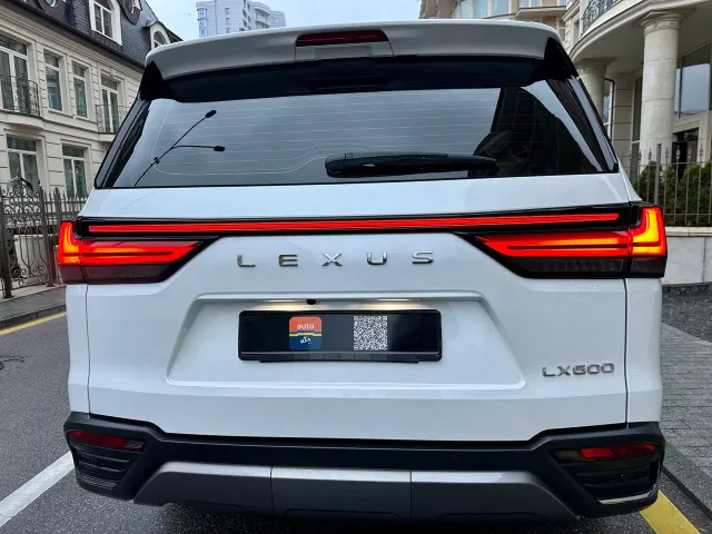 Lexus LX - фото 5