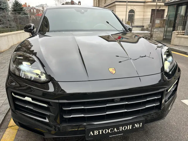 Porsche Cayenne - фото 1
