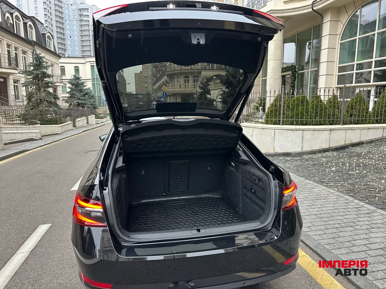 Skoda Superb - фото 12