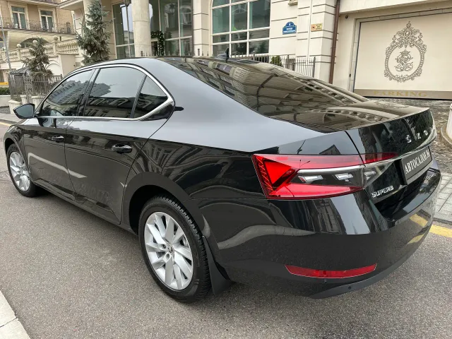 Skoda Superb - фото 4