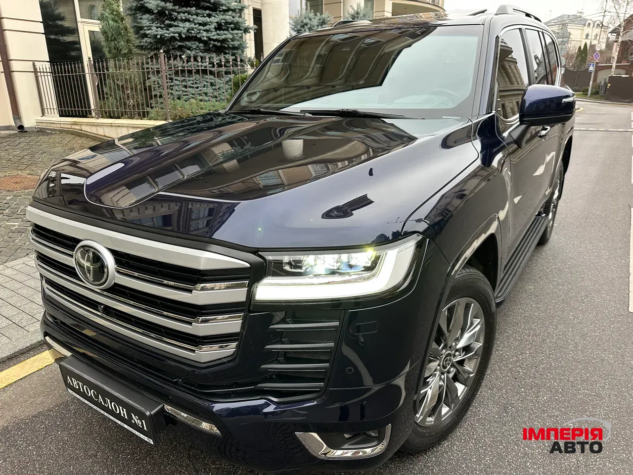 Toyota Land Cruiser - фото 2