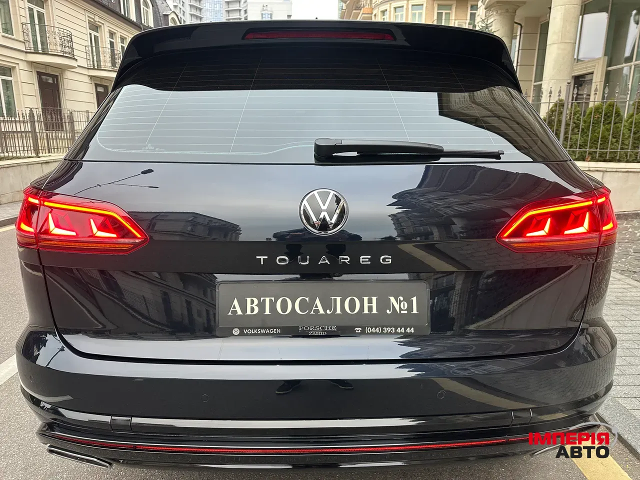 Volkswagen Touareg - фото 4
