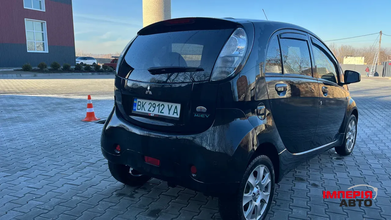 Mitsubishi i-MiEV - фото 10