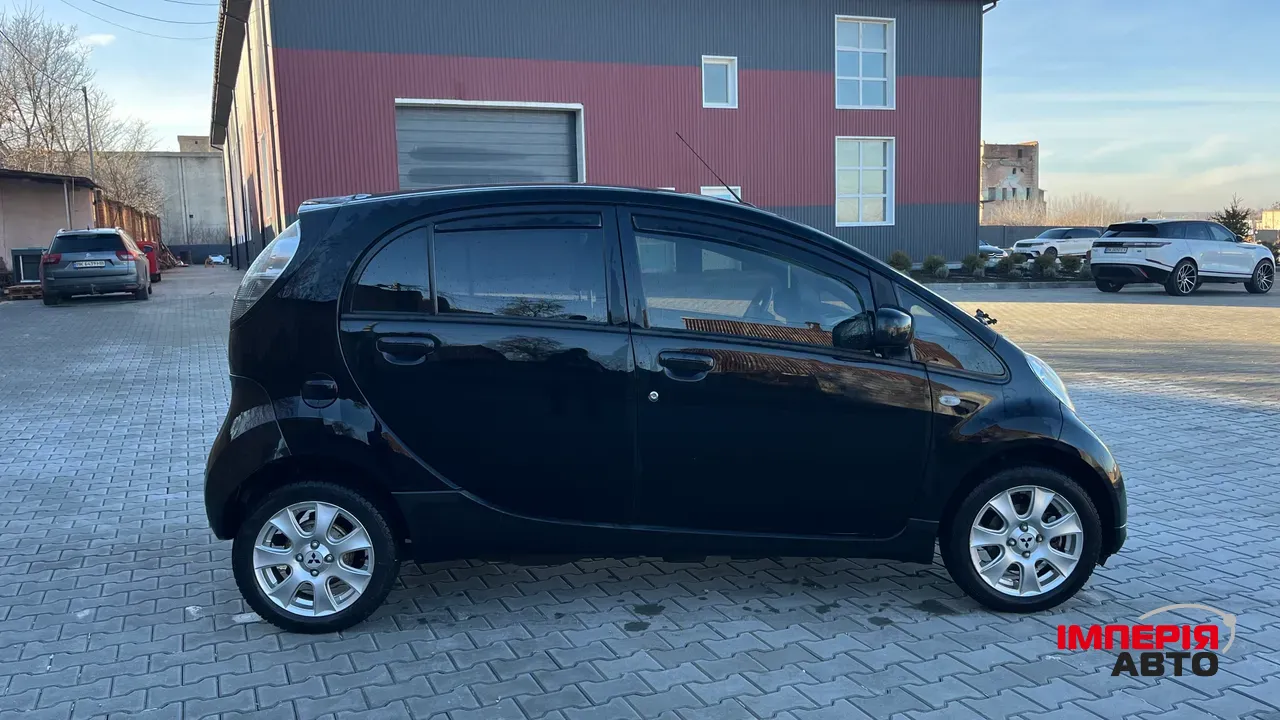 Mitsubishi i-MiEV - фото 4