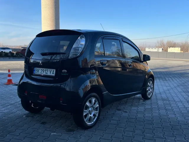 Mitsubishi i-MiEV - фото 5