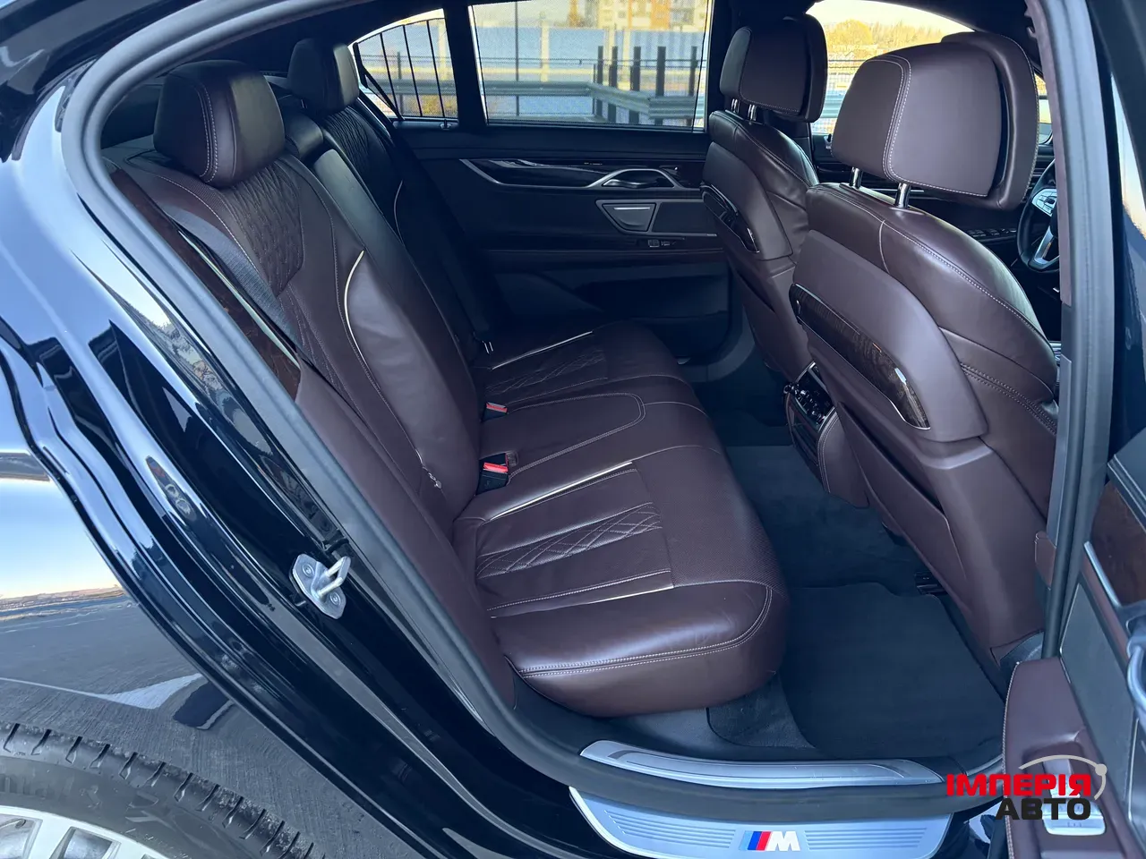 BMW 7 серії - фото 26