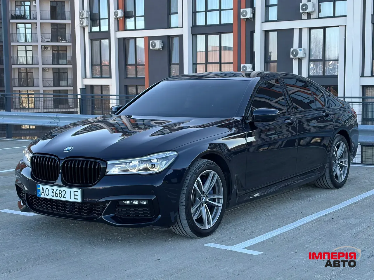 BMW 7 серії - фото 2