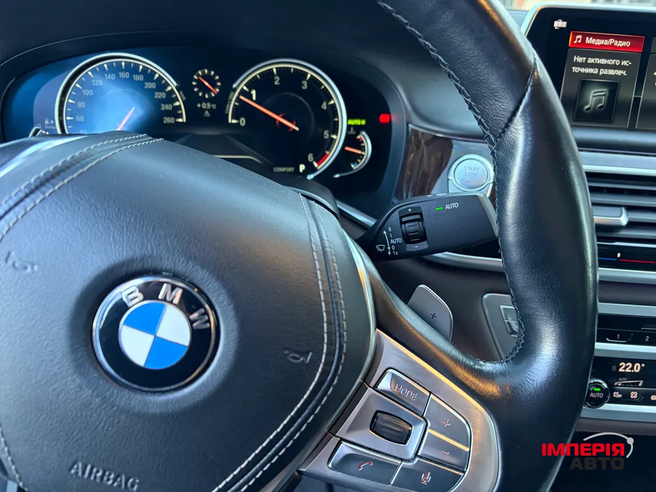 BMW 7 серії - фото 36