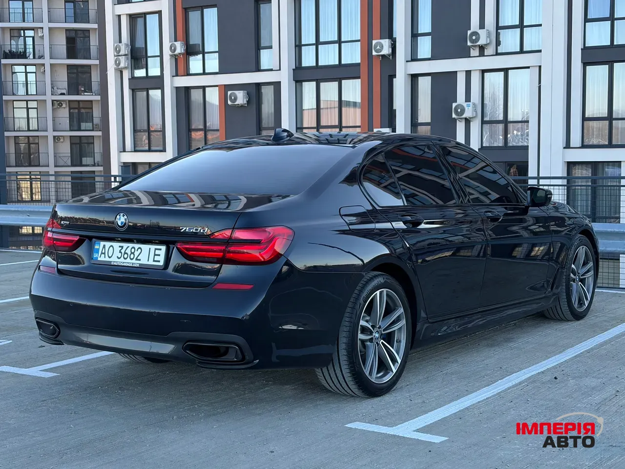BMW 7 серії - фото 13