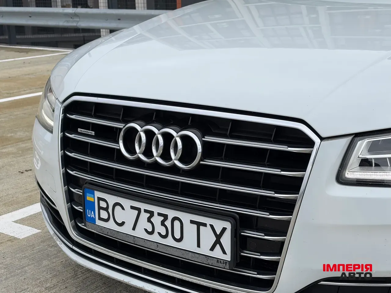 Audi A8 - фото 12