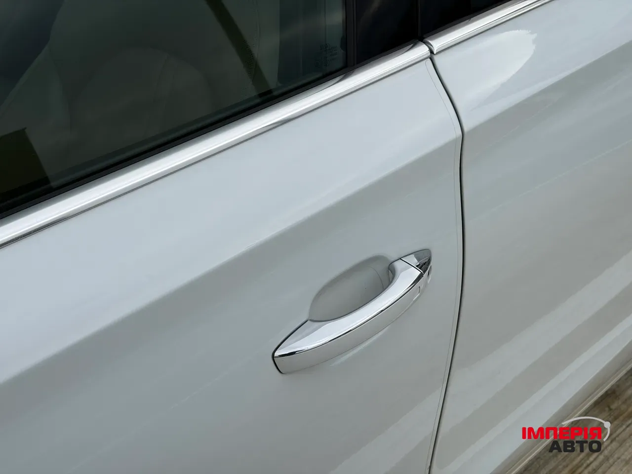 Audi A8 - фото 14