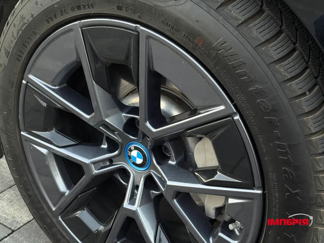 BMW i4 - фото 12