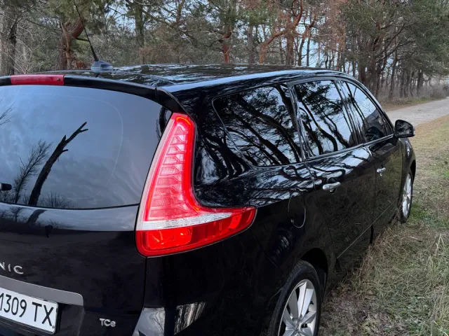 Renault Megane - фото 4