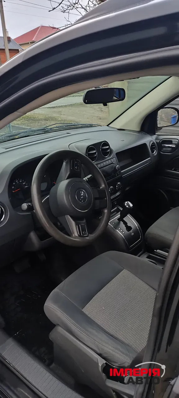 Jeep Compass - фото 6