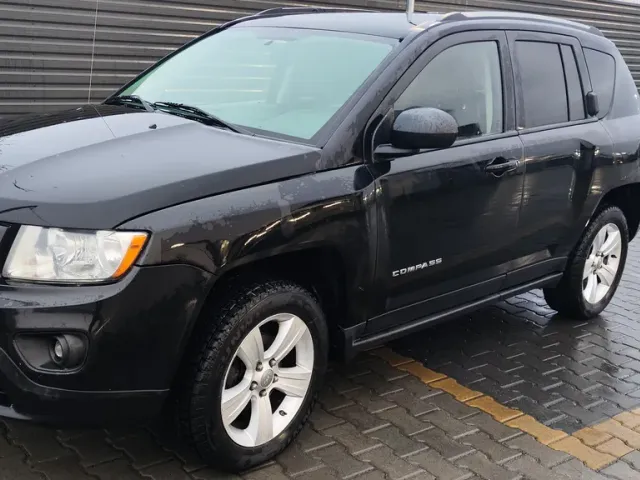 Jeep Compass - фото 2