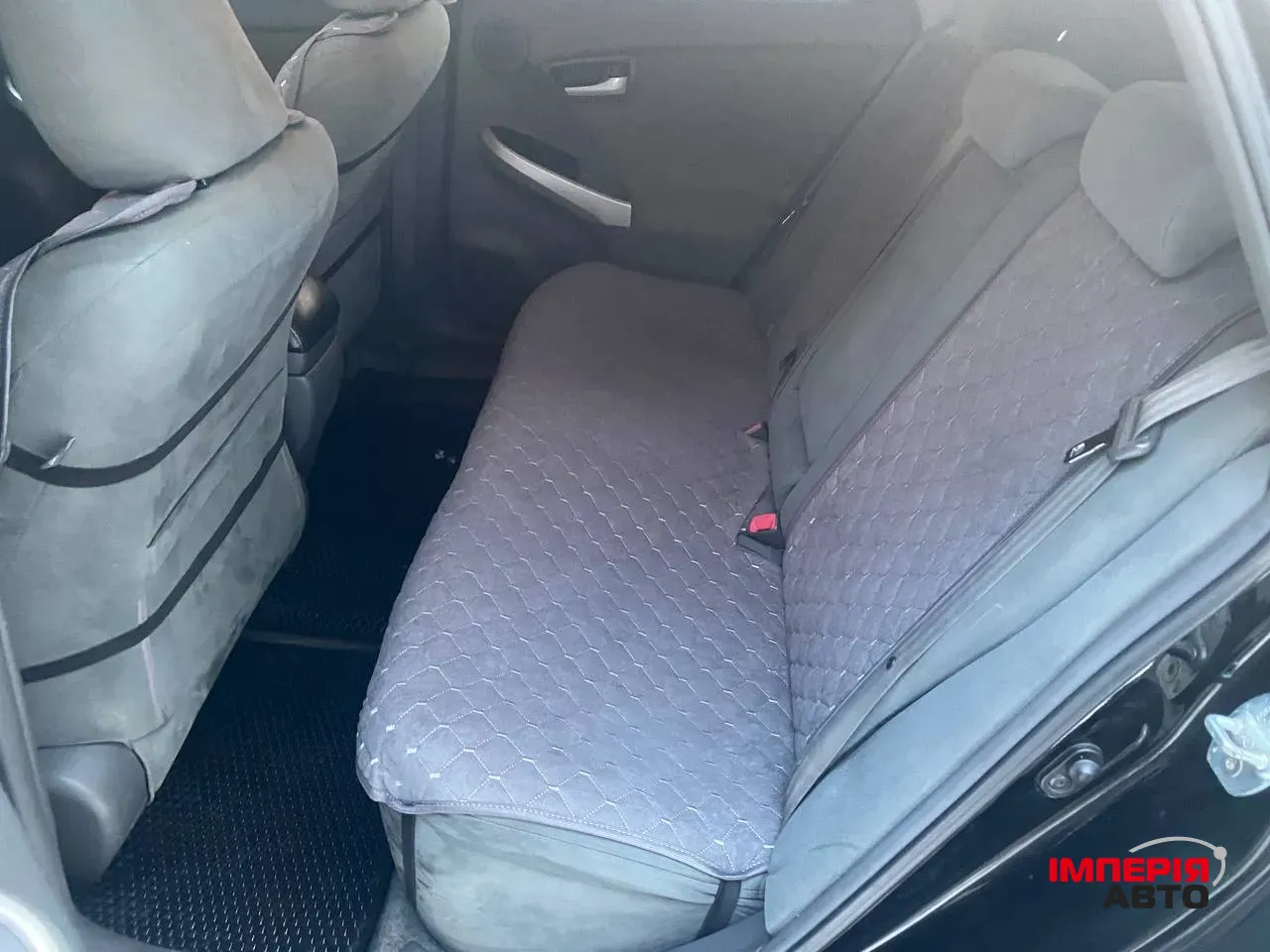 Toyota Prius - фото 4