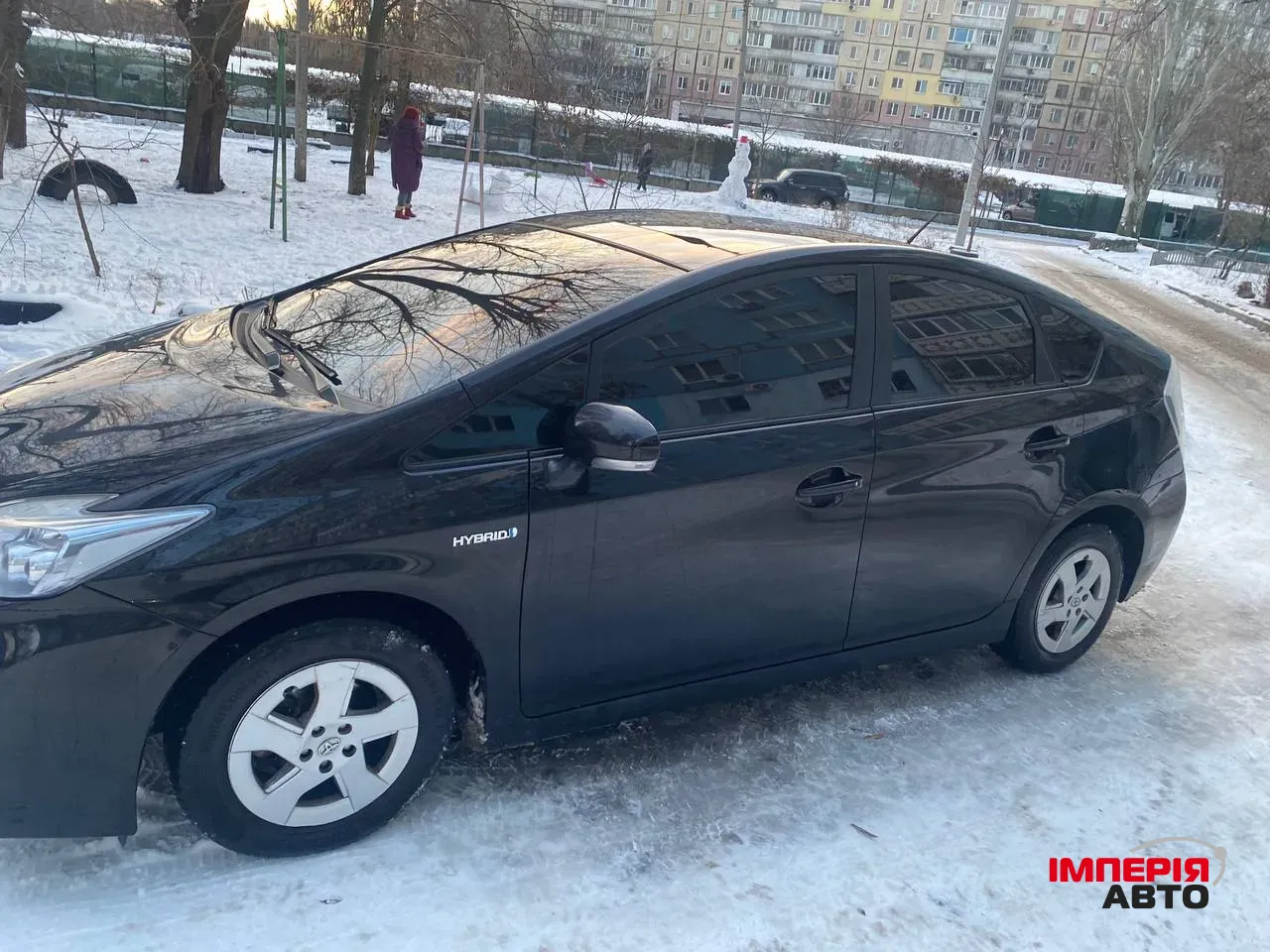 Toyota Prius - фото 2