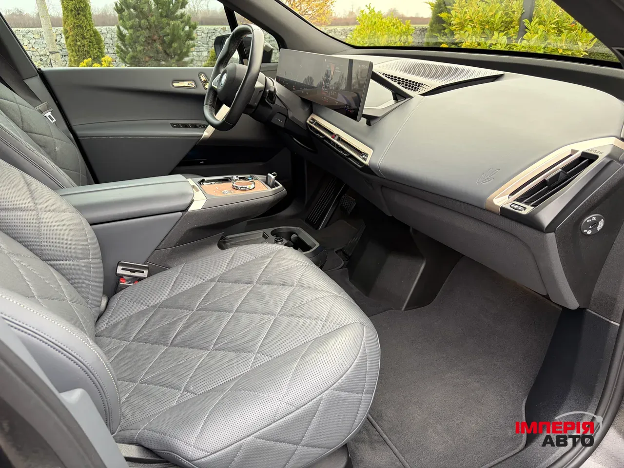 BMW iX - фото 29