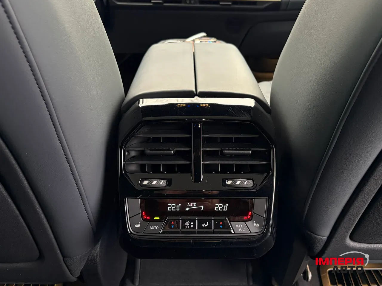 BMW iX - фото 64