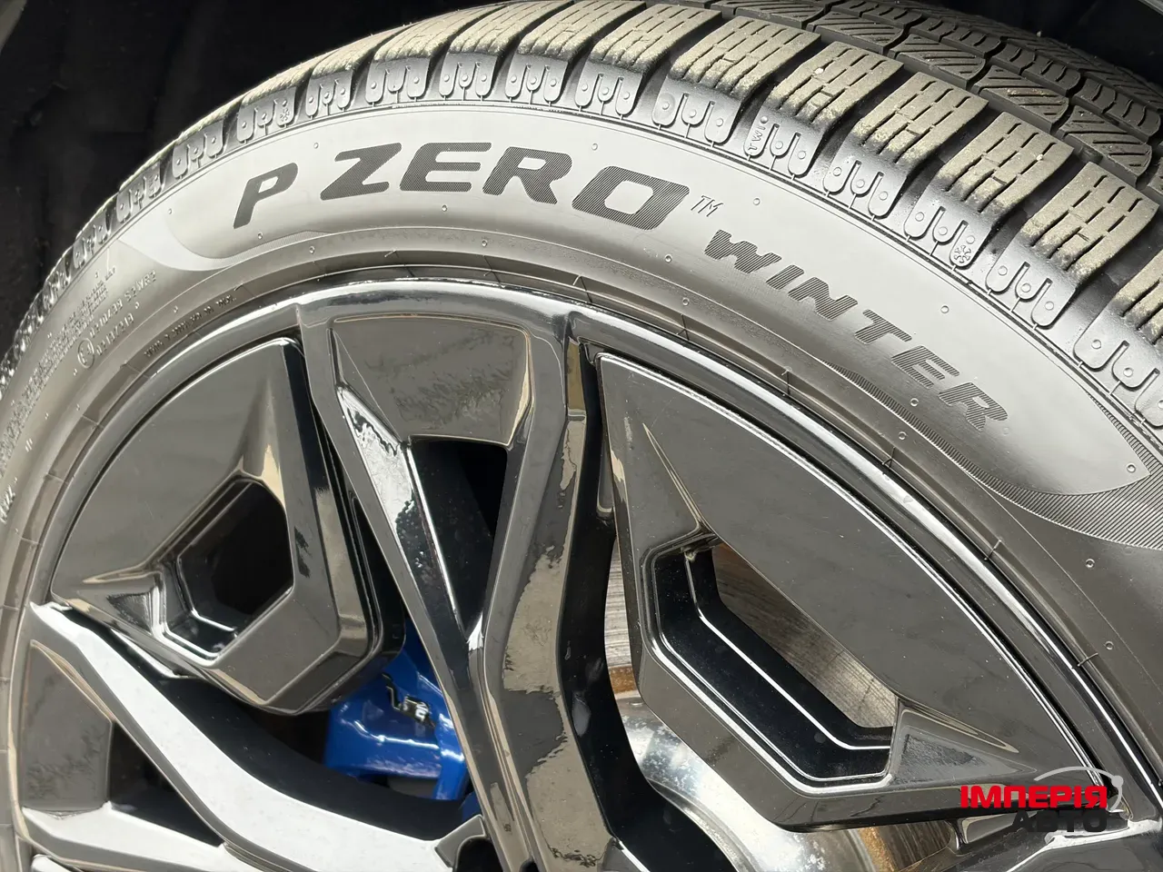 BMW iX - фото 17