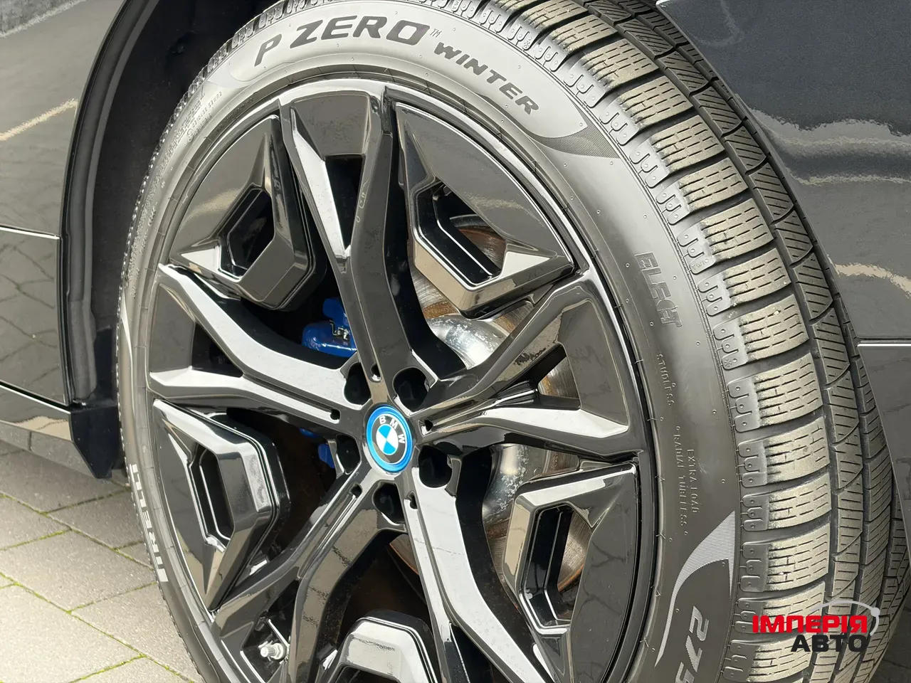 BMW iX - фото 16